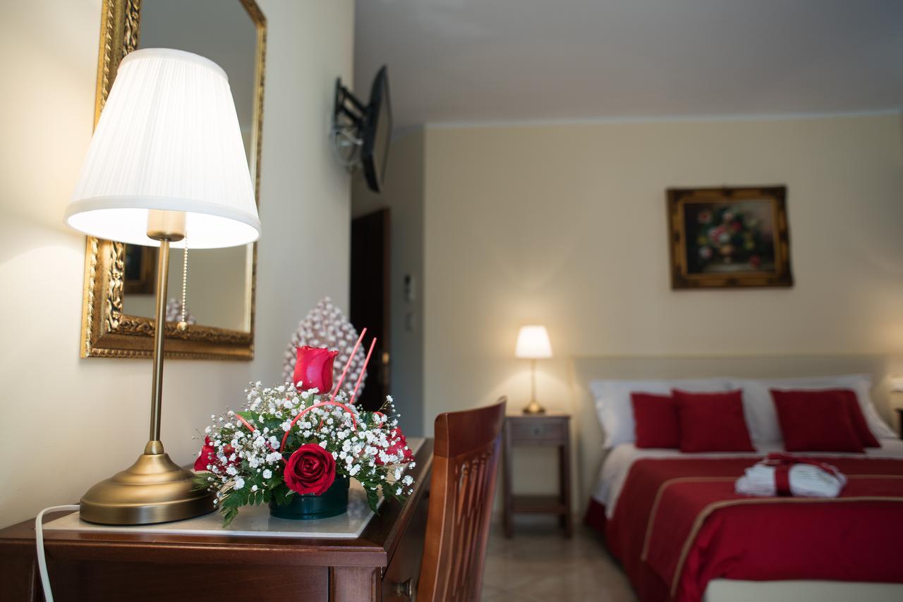 B&B Mareagro Santa Teresa Di Riva Extérieur photo